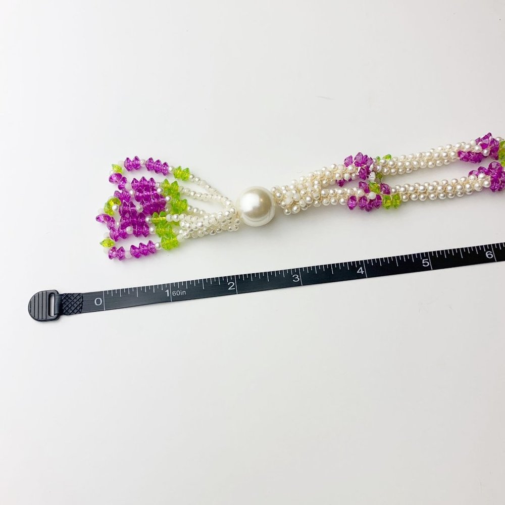 Retro faux pearl beaded necklace with grape design and tassel - Picture 3 of 3